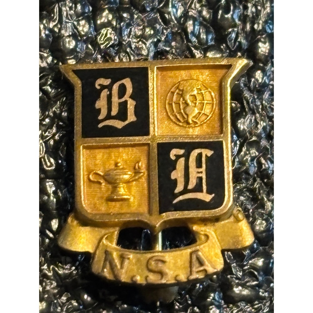 VTG National Secretaries Association N.S.A.‎ LGB 1/10 10KGF Lapel Pin Crest